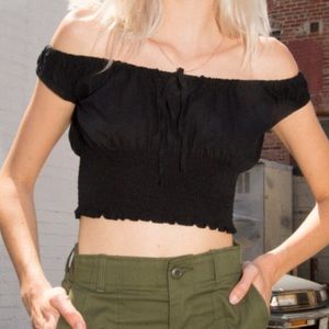 Brandy Melville Marilyn Crop Top